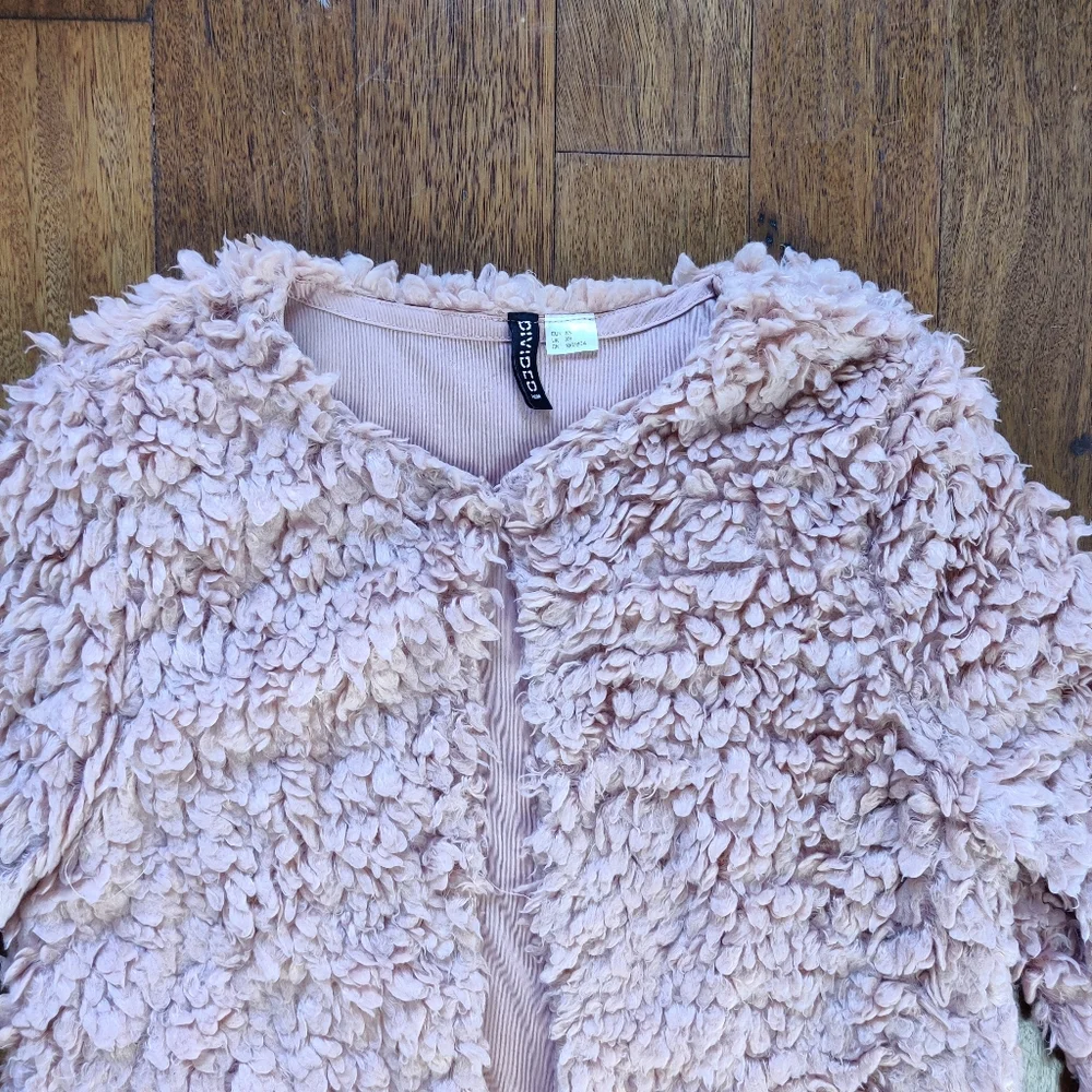 H&M|| Light Lilac fluffy/ teddy jacket Size XS - Picture 2 of 11